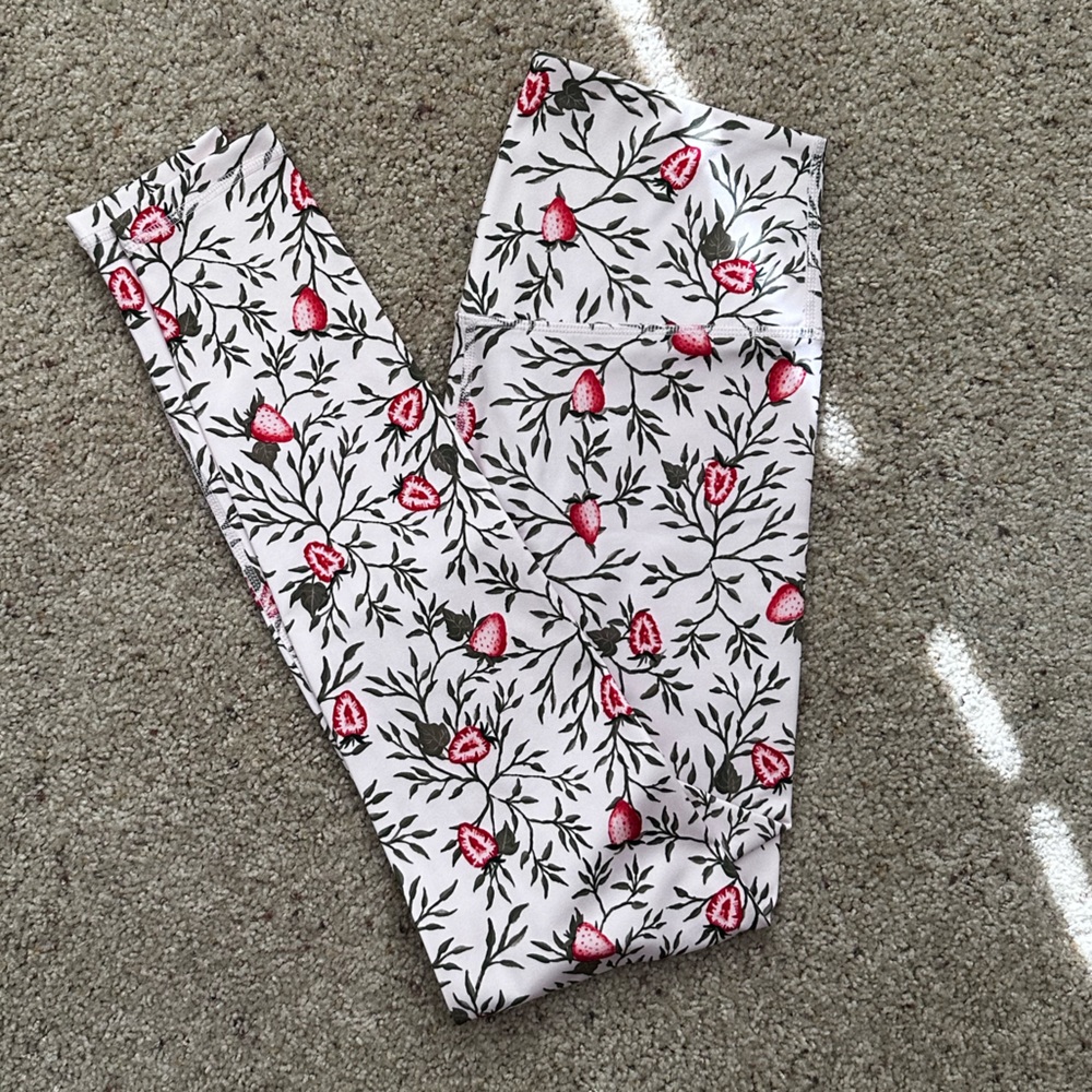Glyder Strawberry Print Leggings